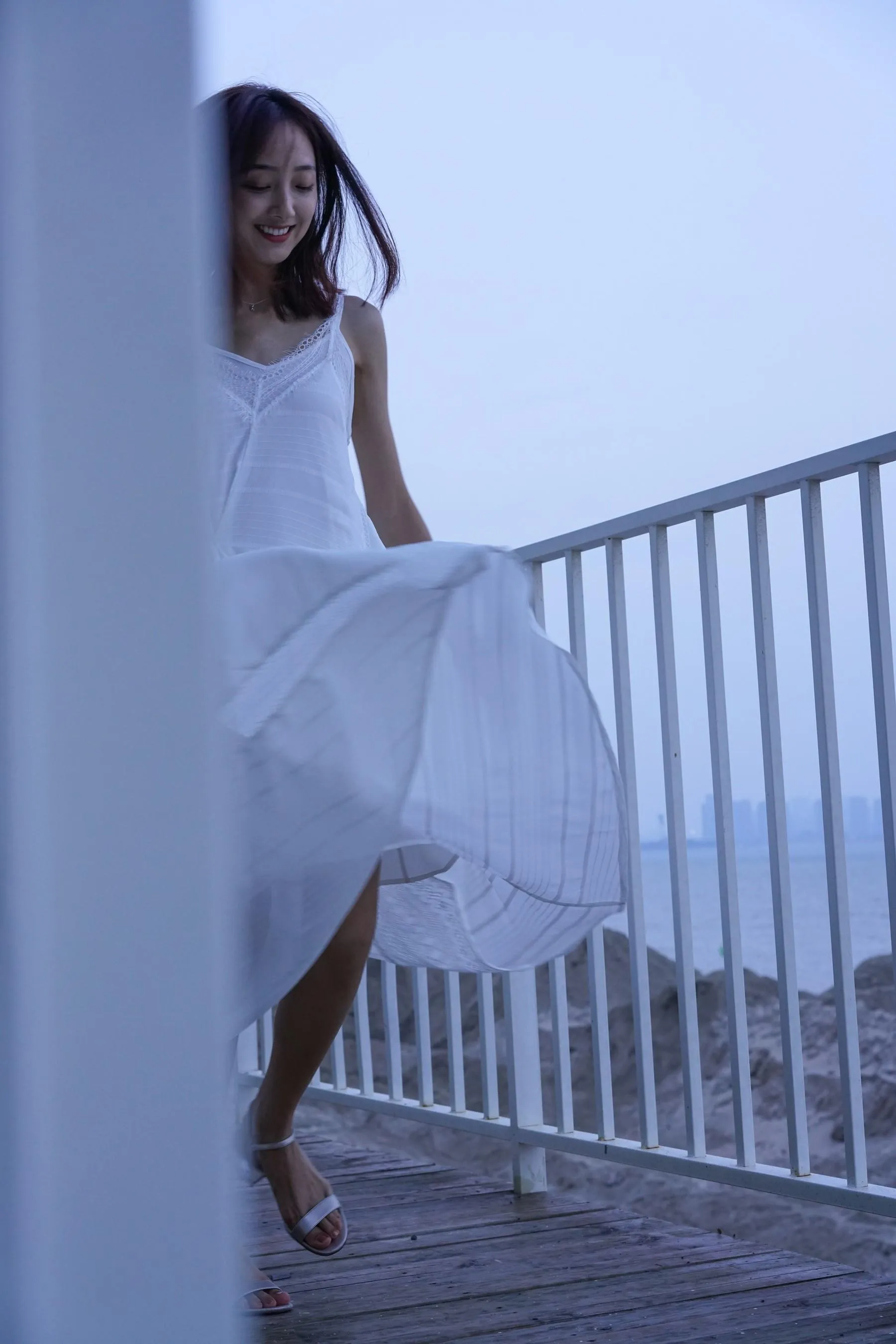 [艺图语] 2022.05.31 静谧的时光 戴黎婷 [22P]插图1